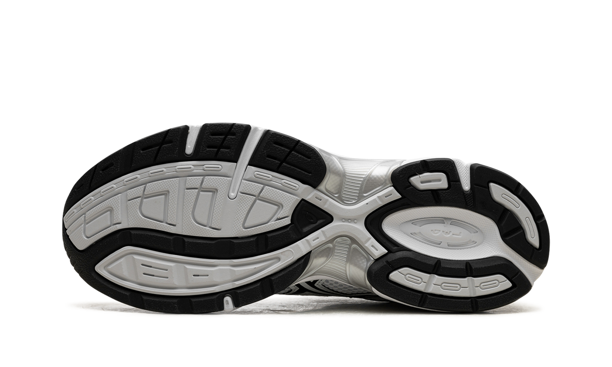 Gel-1130 "Black / White" 1201B019 100