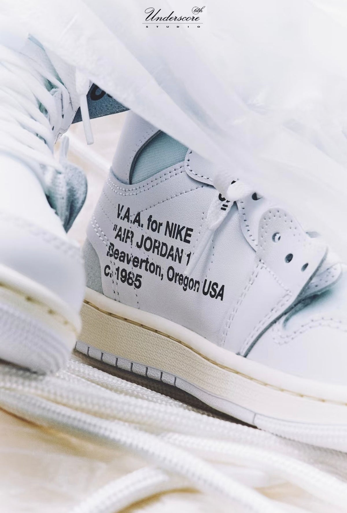 Air Jordan 1 High Retro Basketball Shoes, Unisex, White